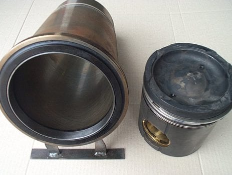 Cylinders treated with FTC Decarbonizer